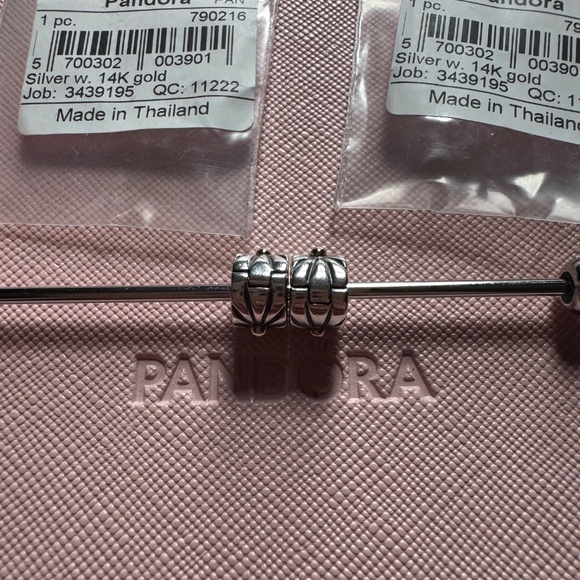 Genuine retired Pandora sunburst clips 14K gold and silver clips - Picture 2 of 3